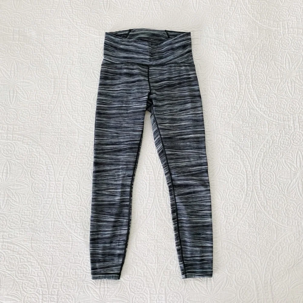 lululemon athletica excellent like